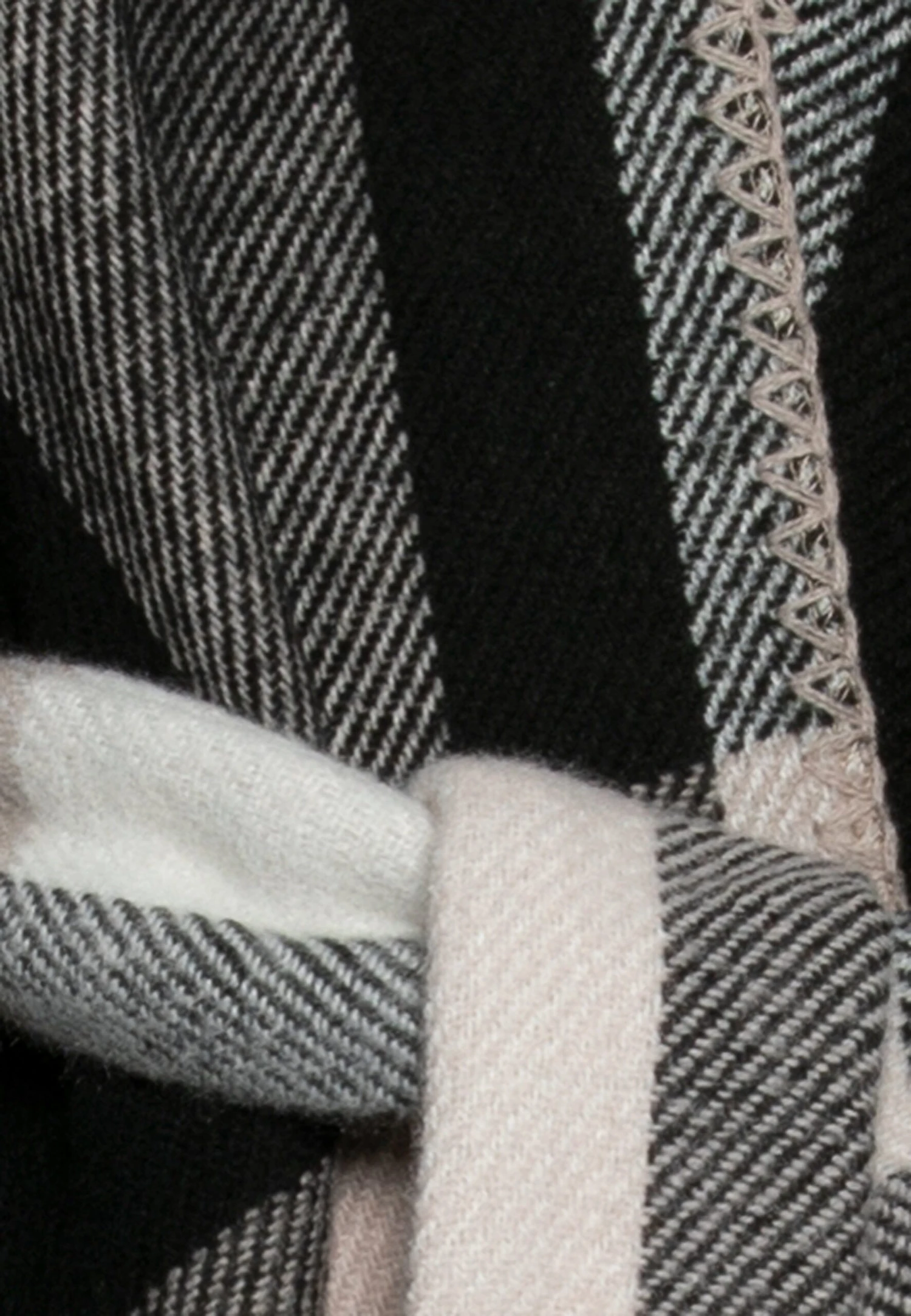 Anna Field Cape - Black/White - Image 3